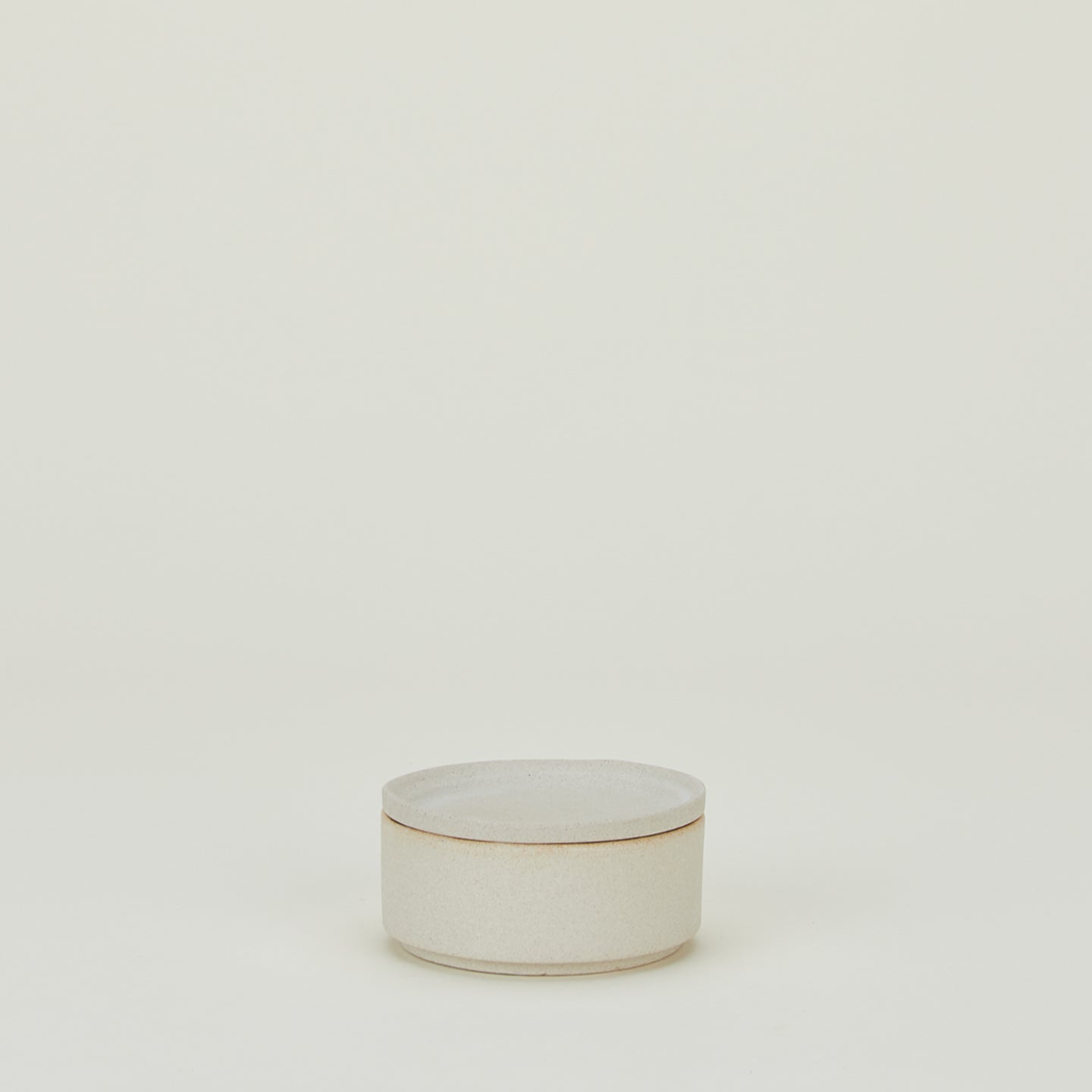 Ceramic salt cellar