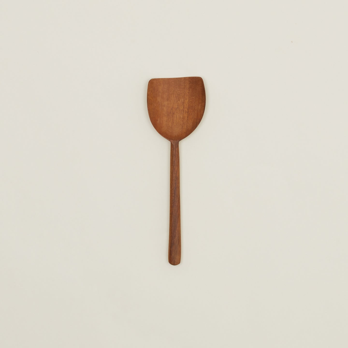 Walnut scoop