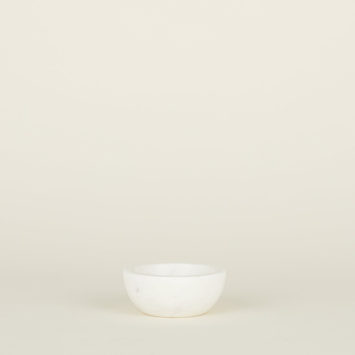 Small Simple Marble Bowl in White.