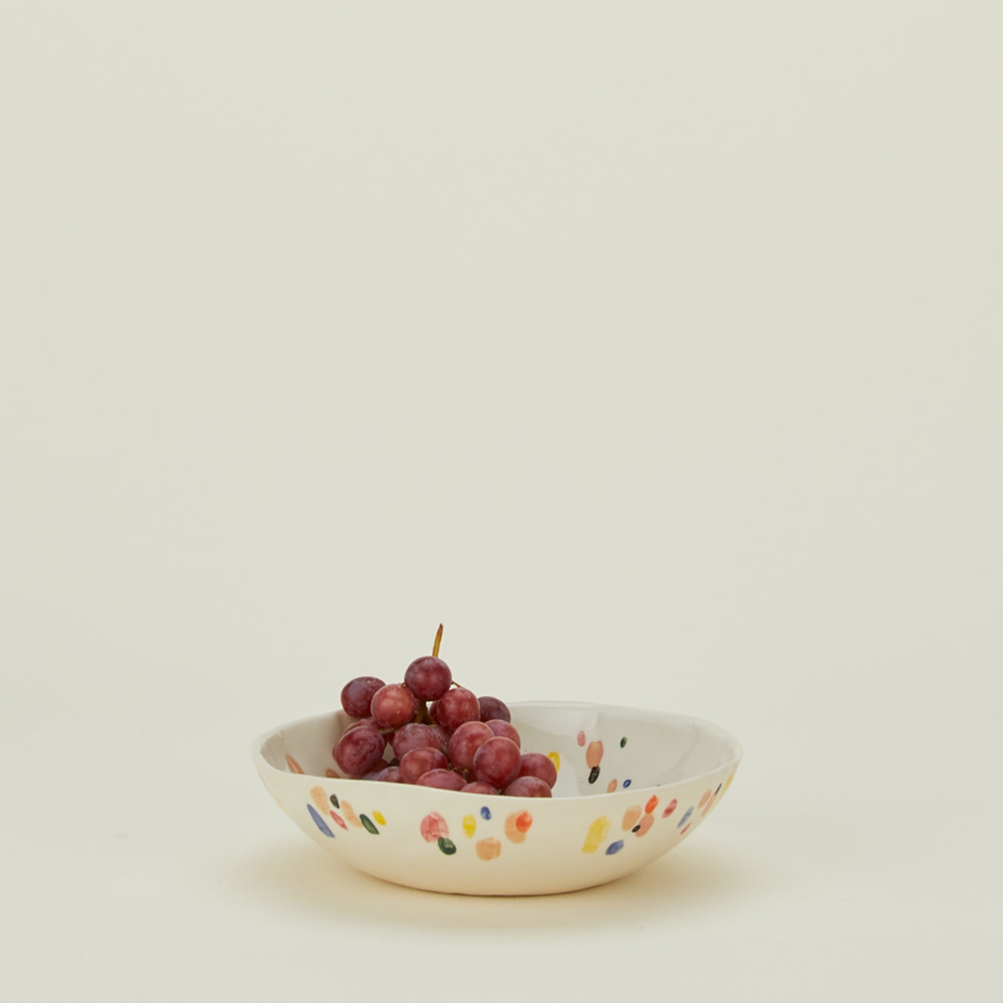 Large confetti bowl with grapes