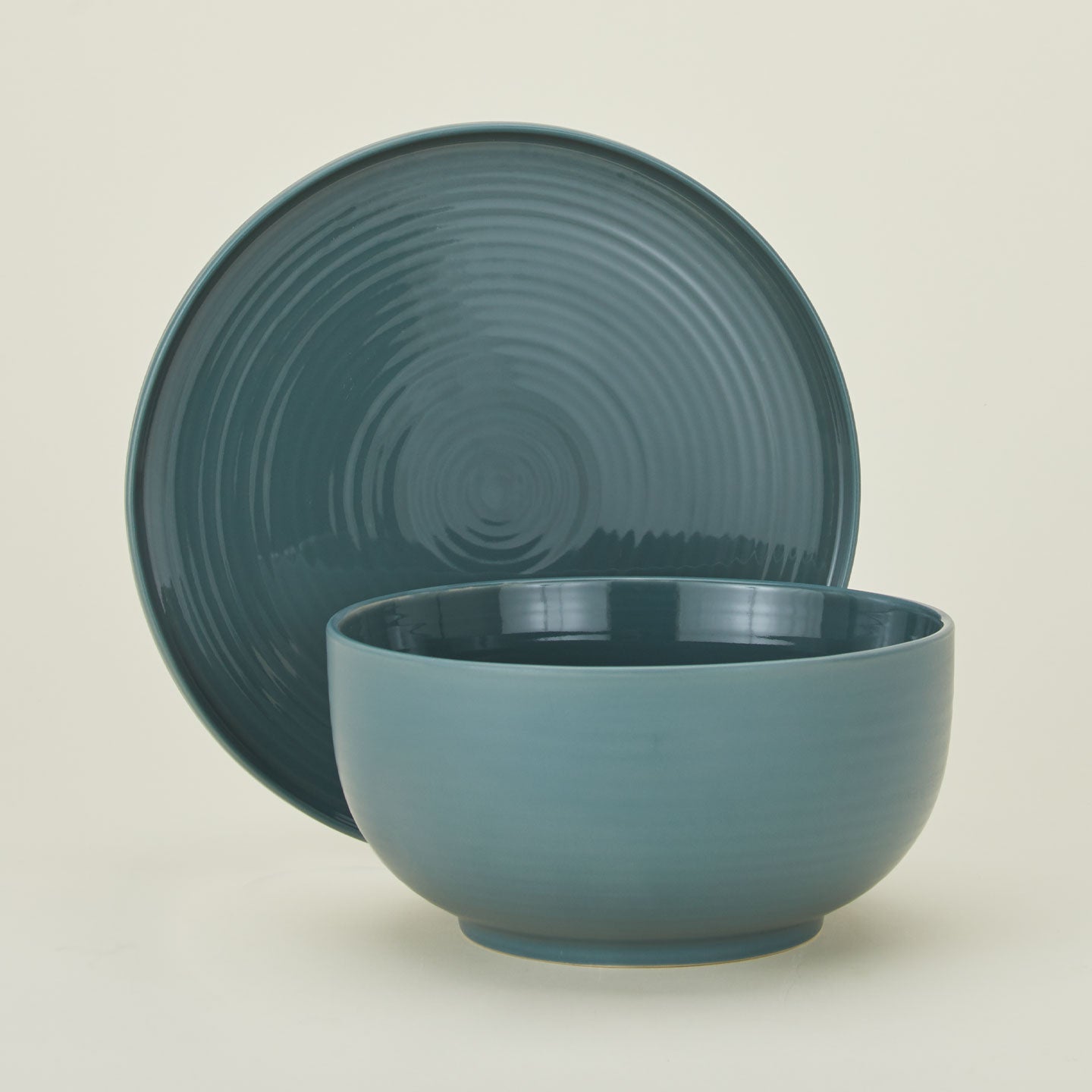 Essential serveware serving set with platter and serving bowl in peacock