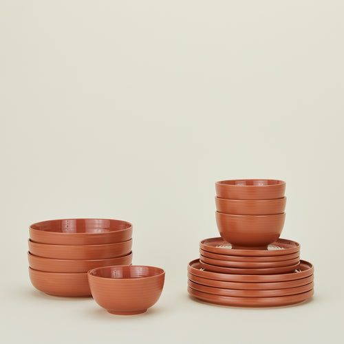 16 piece essential dinnerware set in terracotta