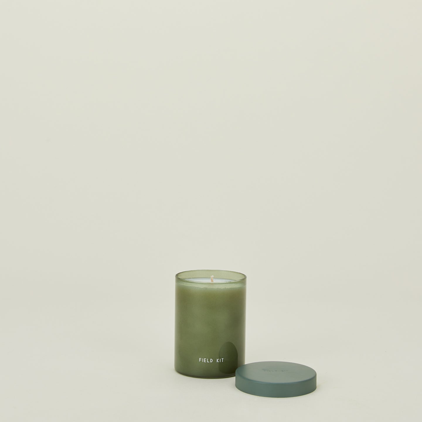 Field kit explorer candle with lid off