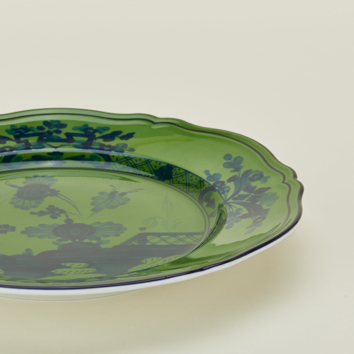 Ginori dessert plate in malachite detail