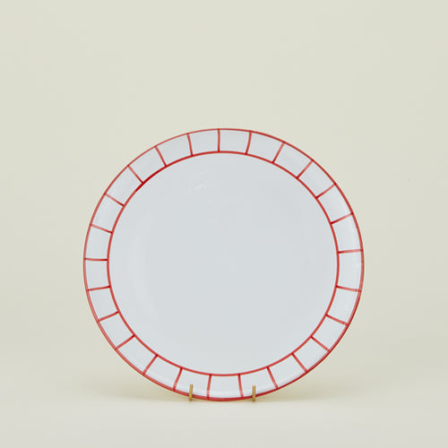 Jore Copenhagen fence edge dinner plate in white.