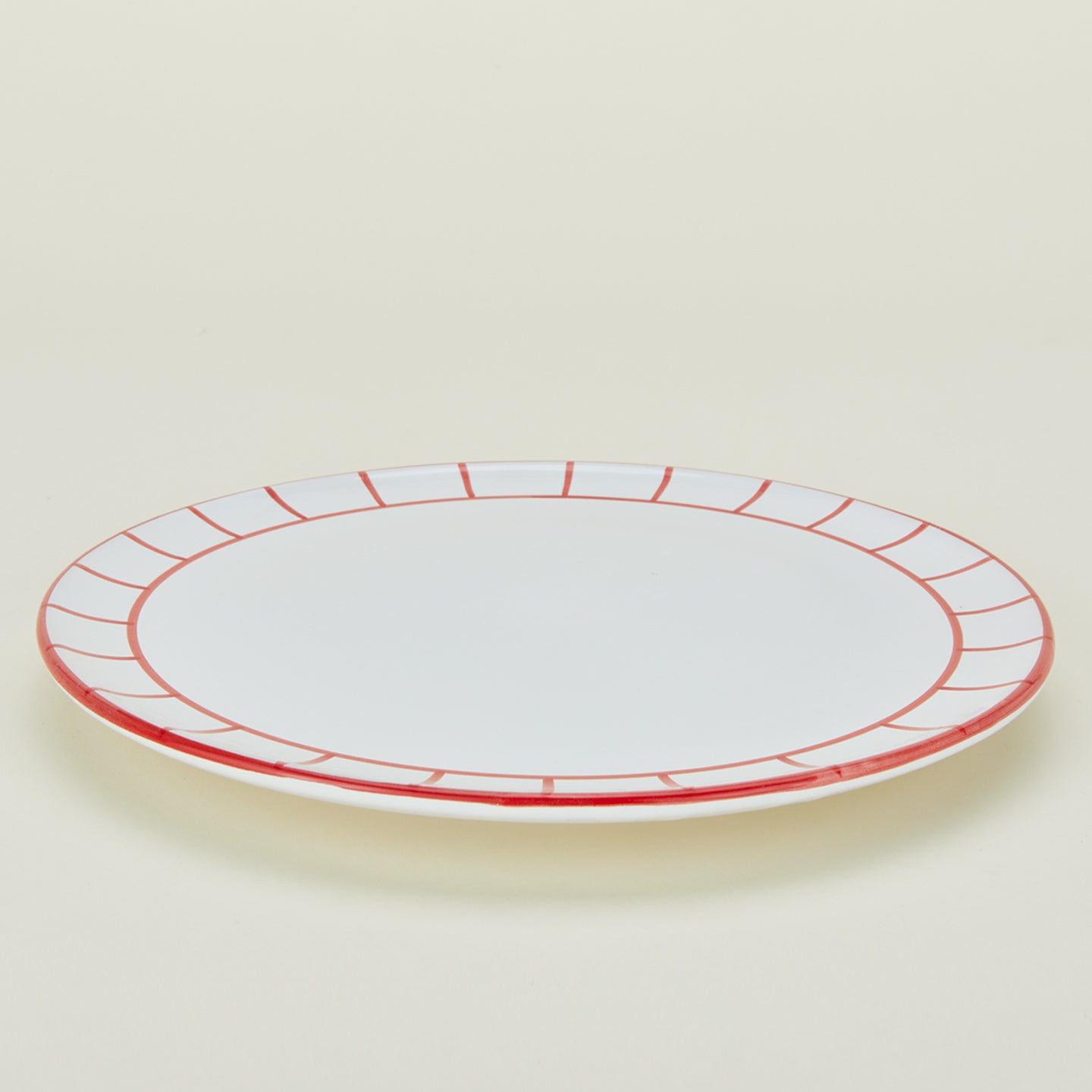 Fence edge dinner plate