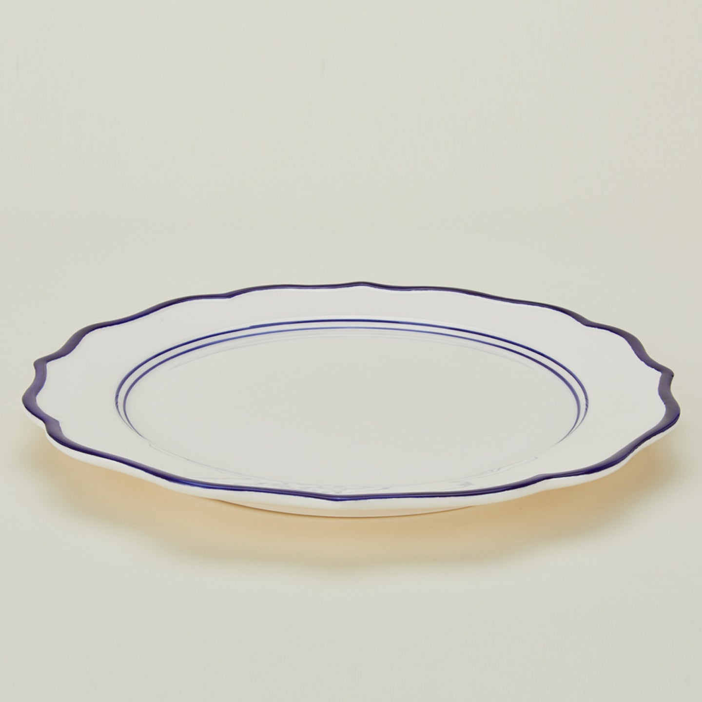 Ogee edge round platter