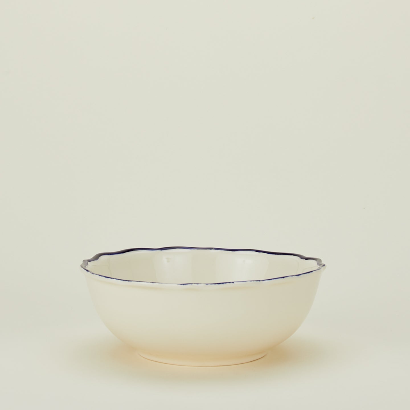 Maison Madison ogee edge serving bowl