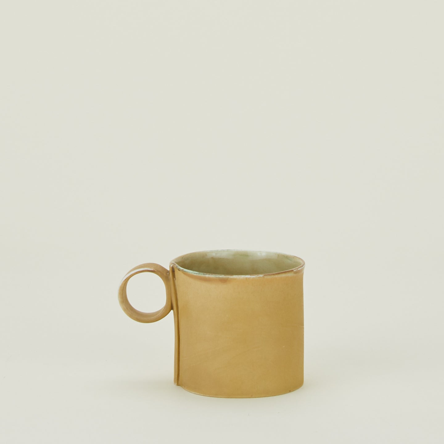 Loop Handled Mug in Ochre Gold.