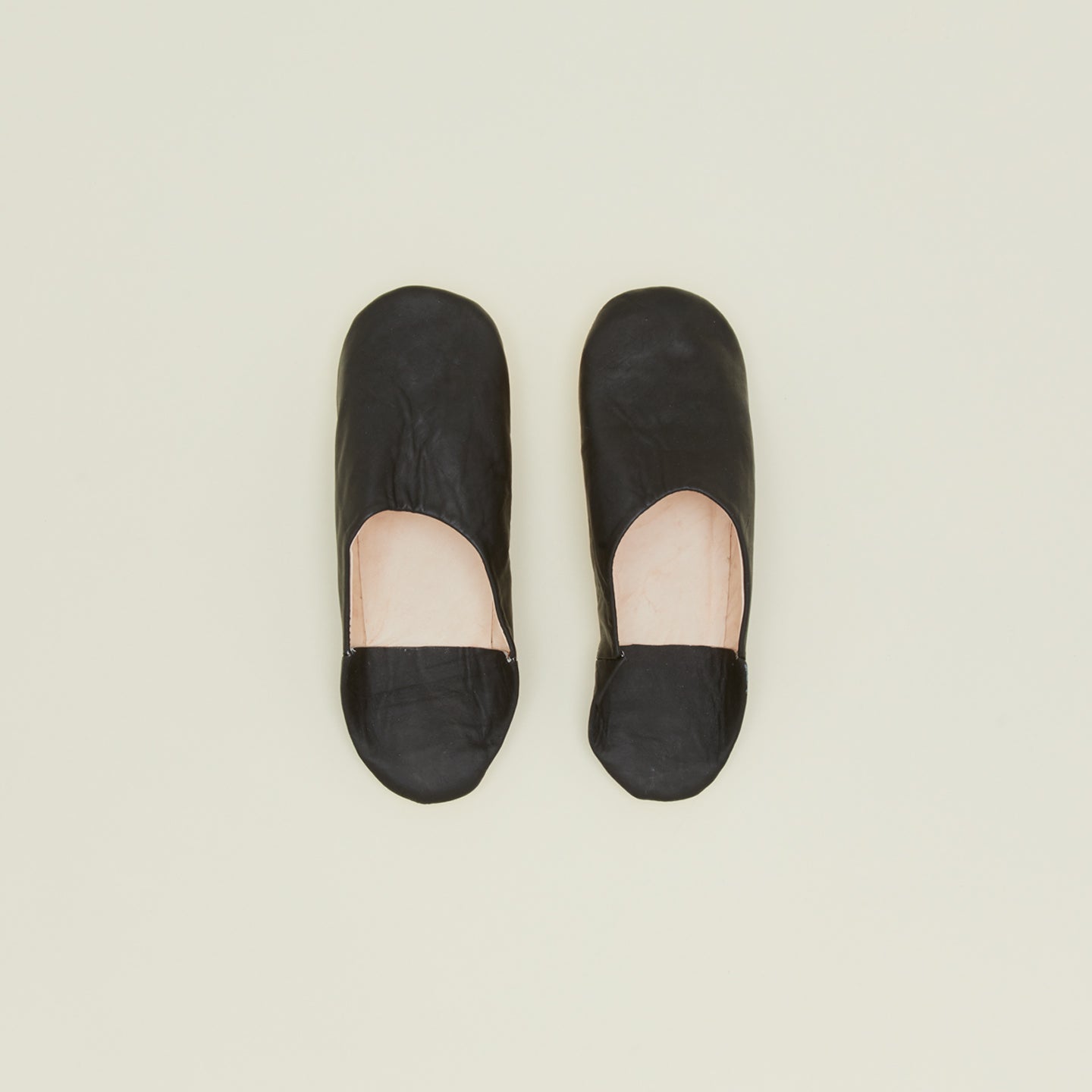 Pro Handmade leather slippers in black