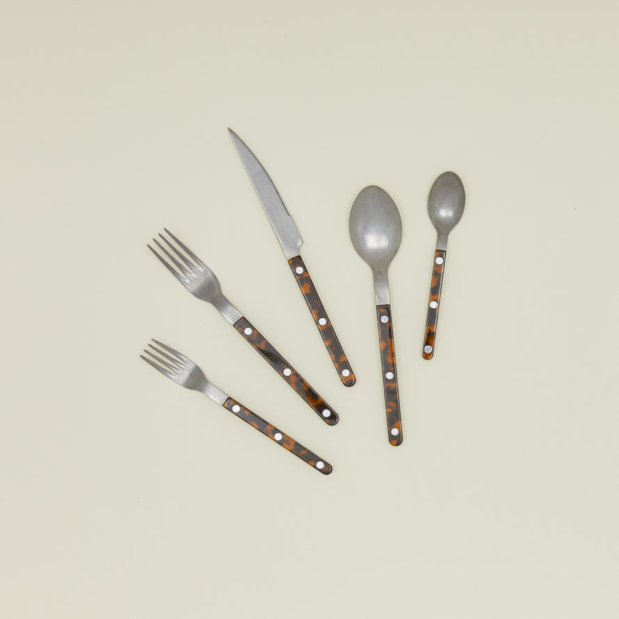 Bistrot Flatware in faux tortoise.