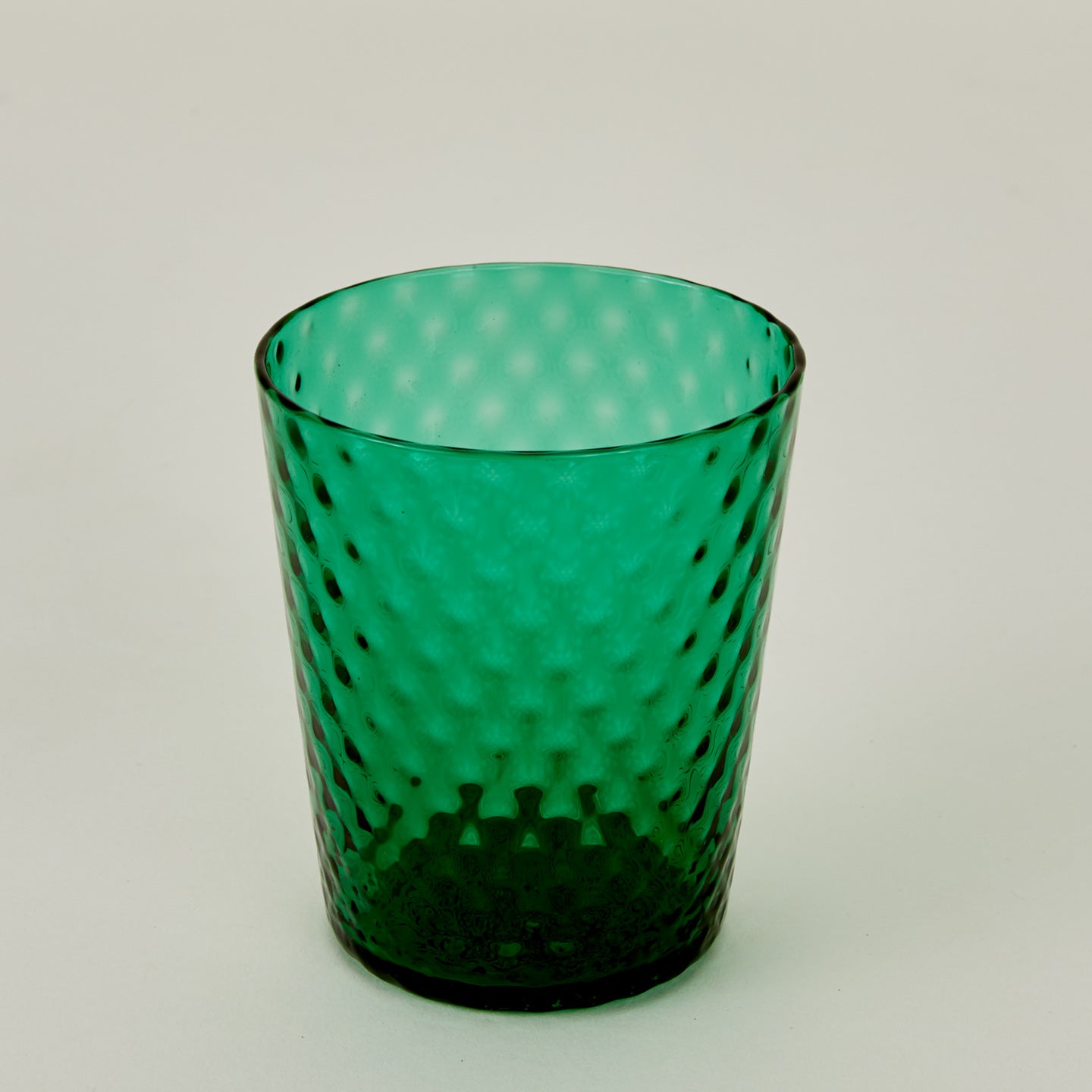 Close up of Veneziano Tumbler in Green.