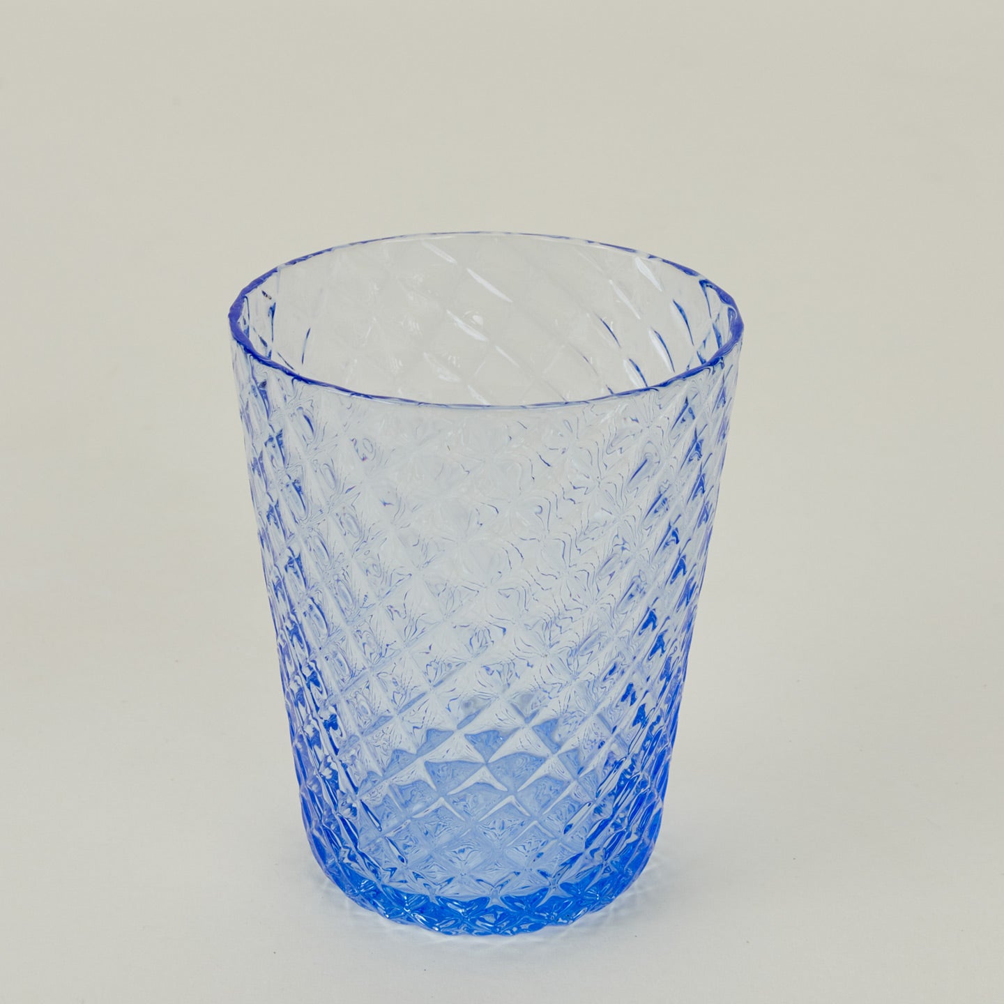 Close up of Veneziano Tumbler in Light Blue.