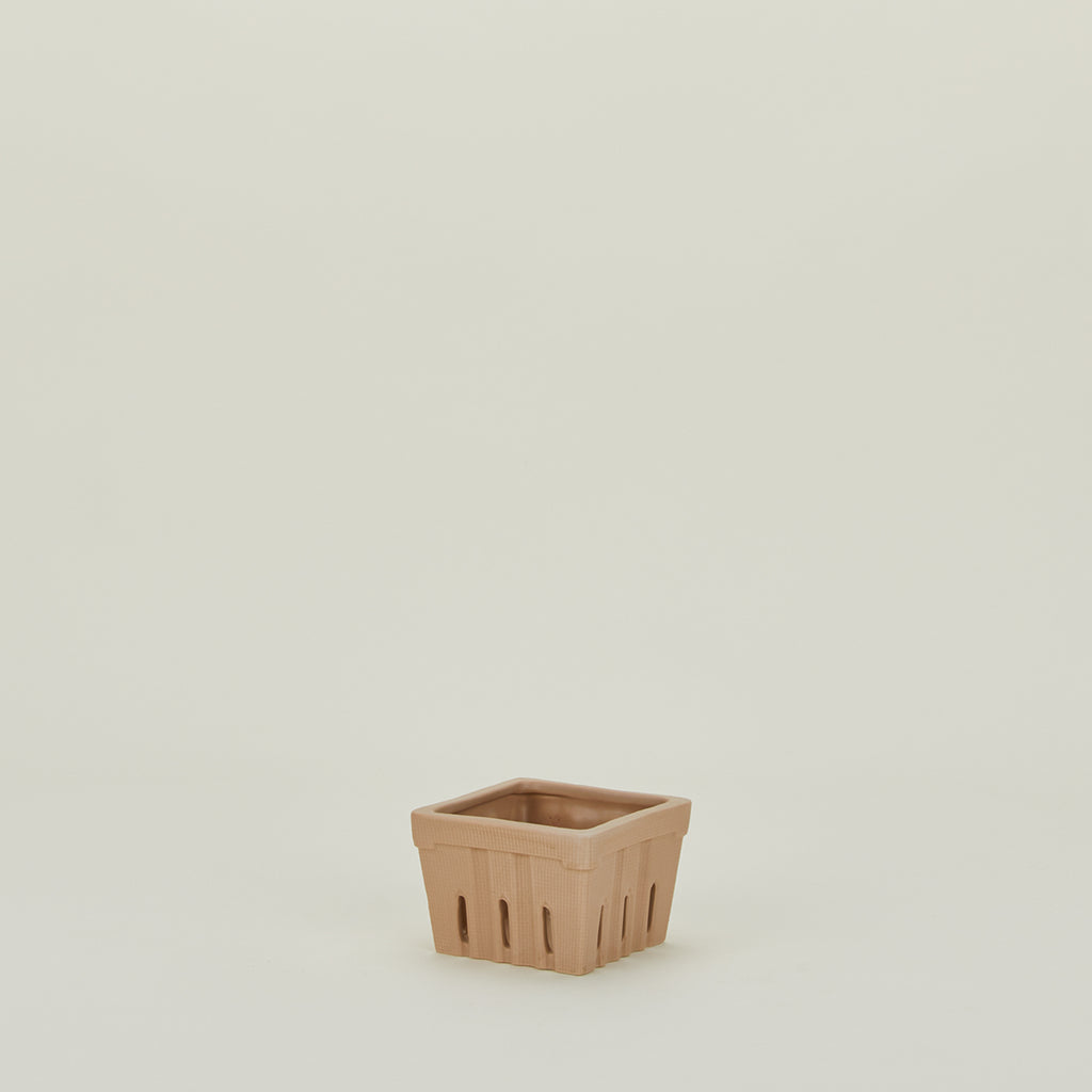 Stoneware Berry Basket - Sand