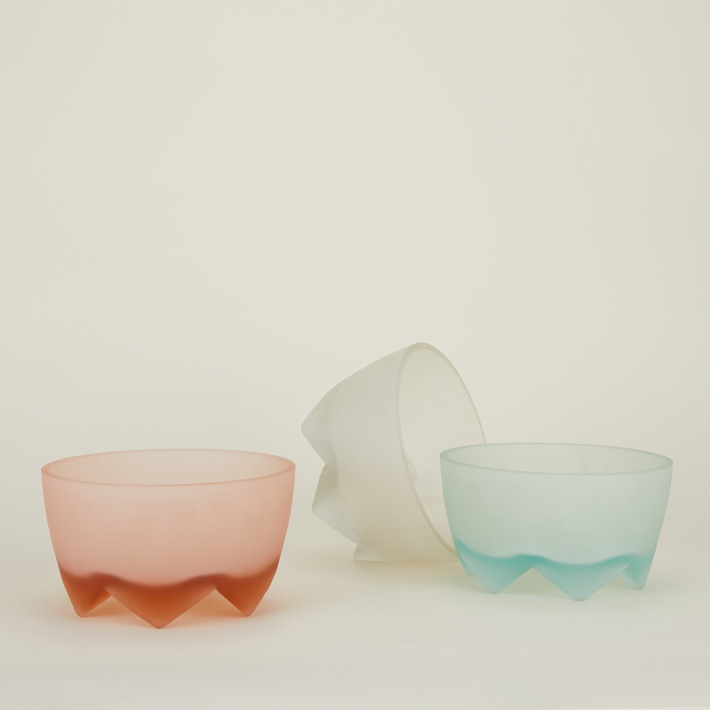 Large Frosted Footed Bowl - Blush – Hawkins New York