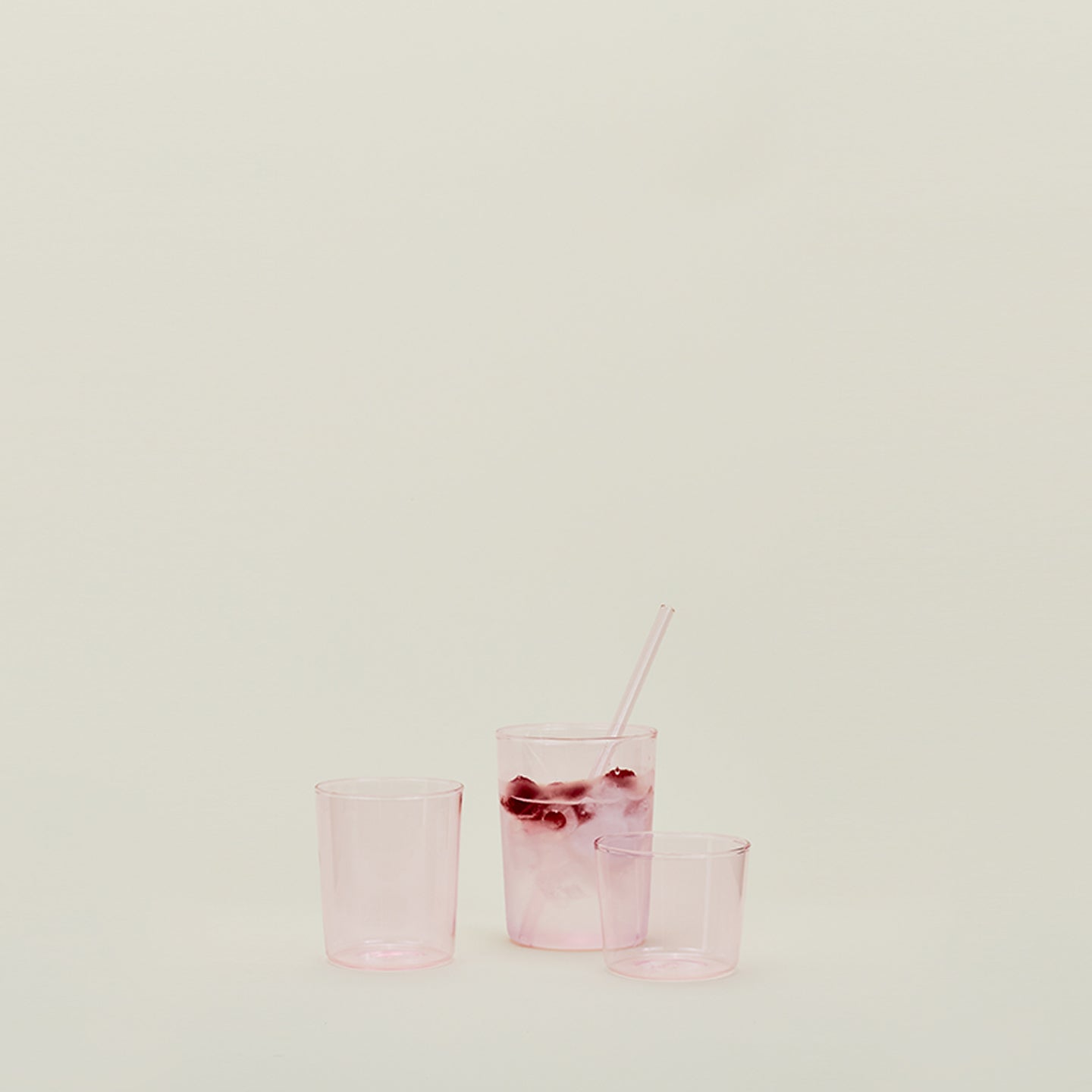 BOROSILICATE GLASS COCKTAIL GLASS - Pink