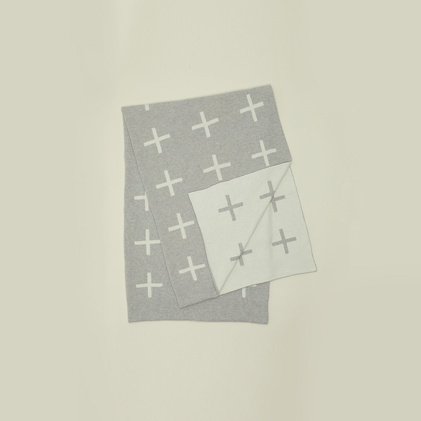 Cross Knit Throw - Light Grey